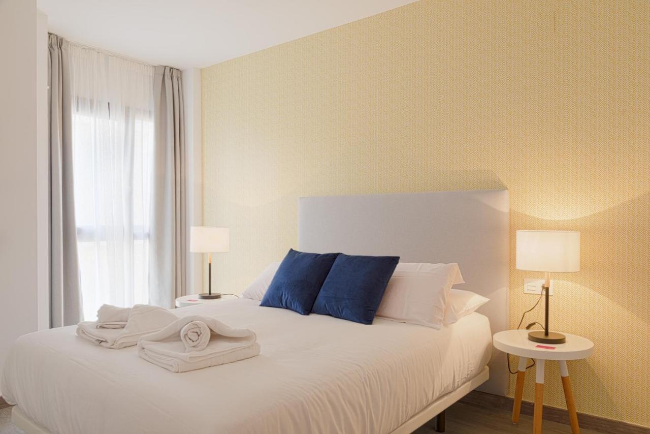 Caleta Homes - Ancha Del Carmen Malaga Ngoại thất bức ảnh